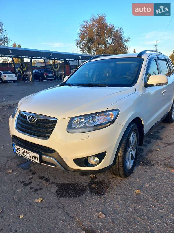 Позашляховик / Кросовер Hyundai Santa FE 2011 в Миколаєві фото 7 Позашляховик / Кросовер Hyundai Santa FE 2011 в Миколаєві