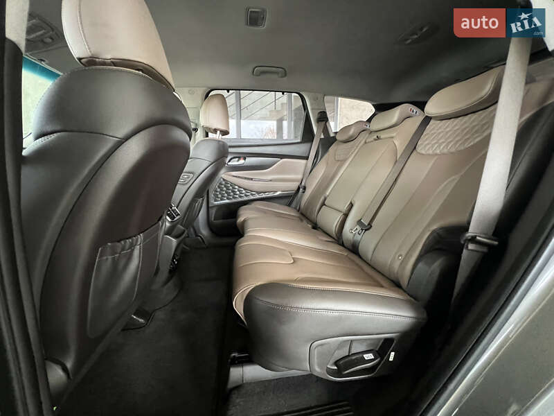 Внедорожник / Кроссовер Hyundai Santa FE 2018 в Одессе