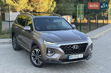 Внедорожник / Кроссовер Hyundai Santa FE 2018 в Одессе