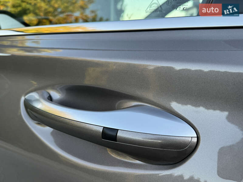 Позашляховик / Кросовер Hyundai Santa FE 2018 в Одесі