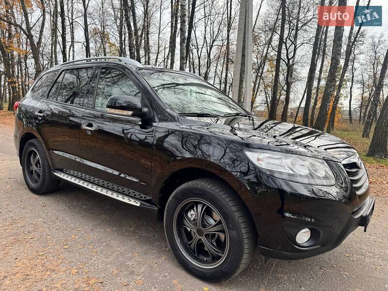 Позашляховик / Кросовер Hyundai Santa FE 2011 в Охтирці