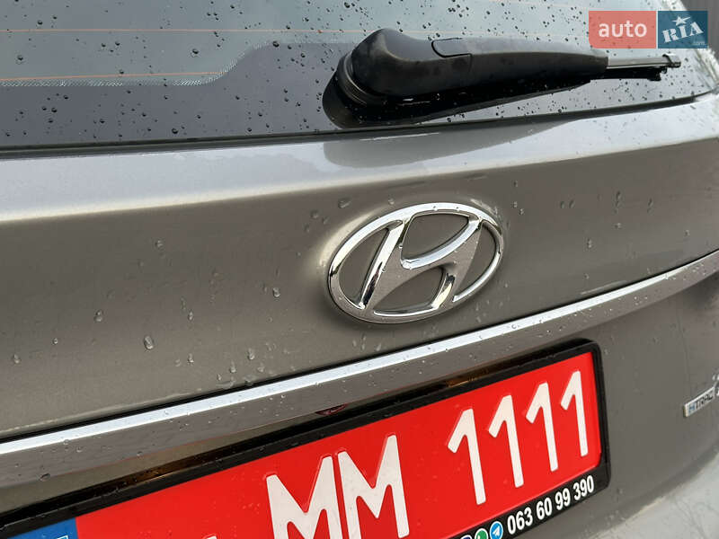 Внедорожник / Кроссовер Hyundai Santa FE 2018 в Броварах