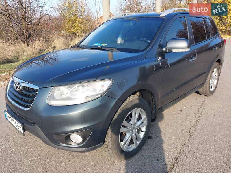 Внедорожник / Кроссовер Hyundai Santa FE 2011 в Полтаве