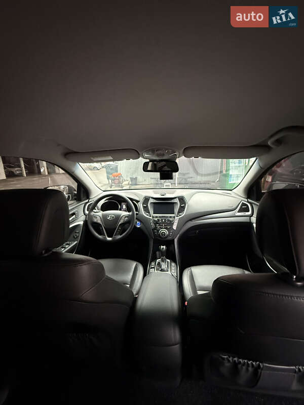 Внедорожник / Кроссовер Hyundai Santa FE 2017 в Киеве фото 18 Внедорожник / Кроссовер Hyundai Santa FE 2017 в Киеве