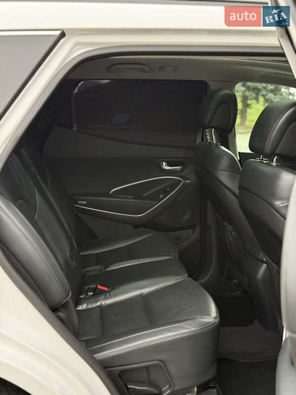 Внедорожник / Кроссовер Hyundai Santa FE 2014 в Дубно