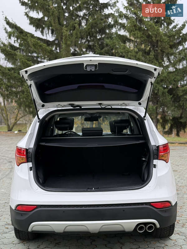 Внедорожник / Кроссовер Hyundai Santa FE 2014 в Дубно