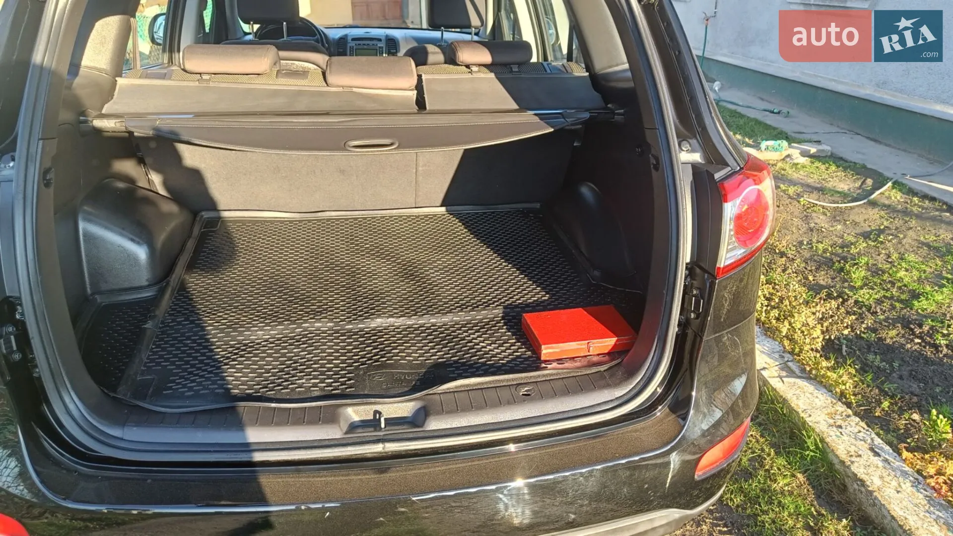 2011 Hyundai Santa Fe - мініатюра 9