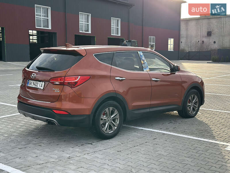 Внедорожник / Кроссовер Hyundai Santa FE 2014 в Дубно
