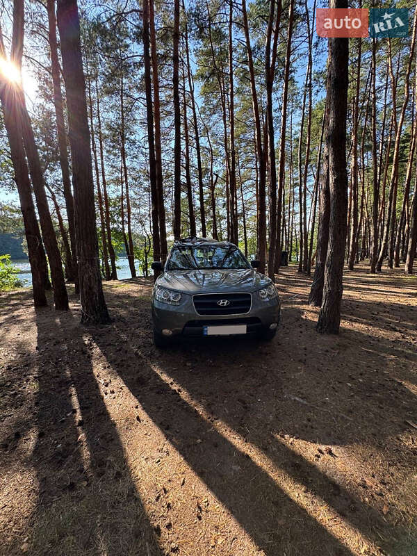 Внедорожник / Кроссовер Hyundai Santa FE 2006 в Староконстантинове