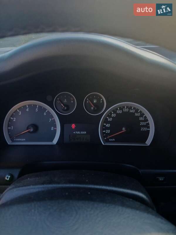 Внедорожник / Кроссовер Hyundai Santa FE 2005 в Хмельницком фото 2 Внедорожник / Кроссовер Hyundai Santa FE 2005 в Хмельницком