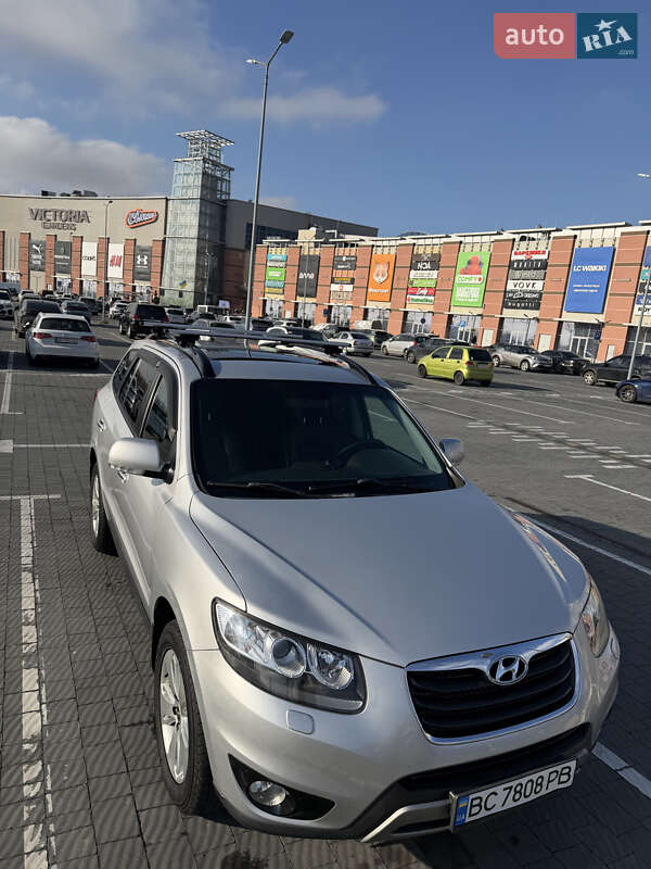 Внедорожник / Кроссовер Hyundai Santa FE 2012 в Львове