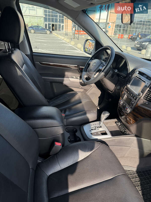 Внедорожник / Кроссовер Hyundai Santa FE 2012 в Львове