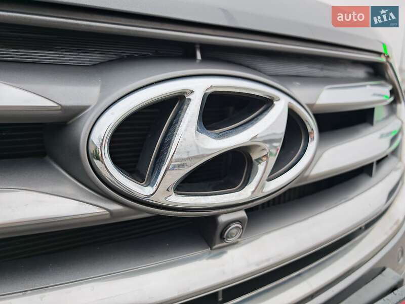 Внедорожник / Кроссовер Hyundai Santa FE 2016 в Могилев-Подольске фото 23 Внедорожник / Кроссовер Hyundai Santa FE 2016 в Могилев-Подольске