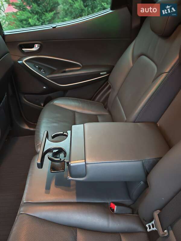 Внедорожник / Кроссовер Hyundai Santa FE 2016 в Могилев-Подольске фото 54 Внедорожник / Кроссовер Hyundai Santa FE 2016 в Могилев-Подольске