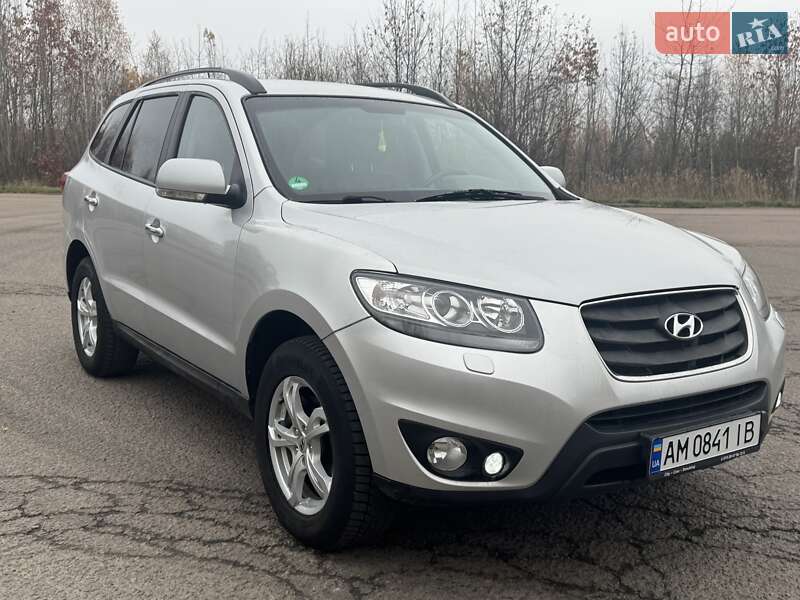 Внедорожник / Кроссовер Hyundai Santa FE 2011 в Бердичеве фото 5 Внедорожник / Кроссовер Hyundai Santa FE 2011 в Бердичеве