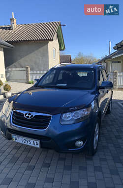 Позашляховик / Кросовер Hyundai Santa FE 2011 в Калуші