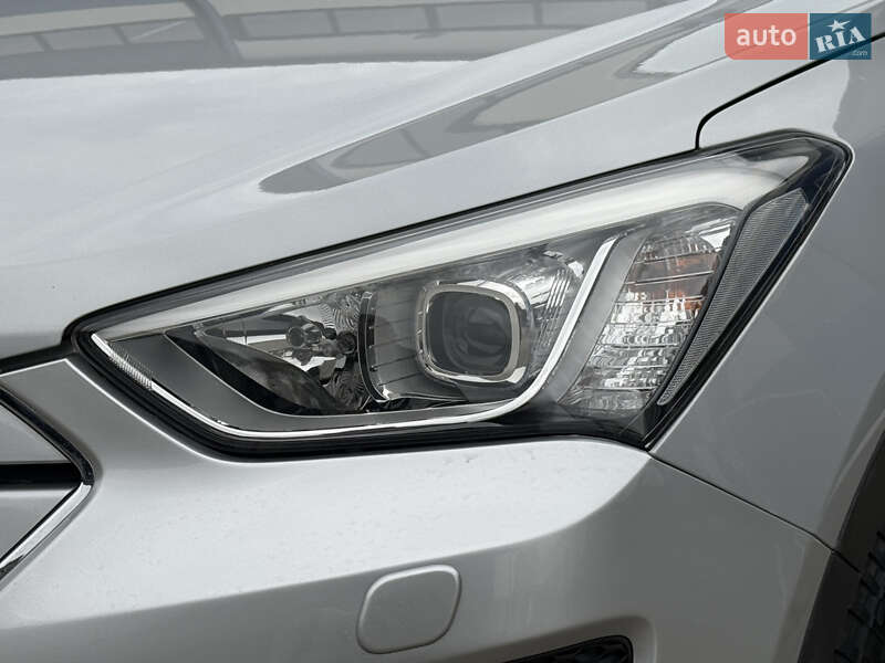 Позашляховик / Кросовер Hyundai Santa FE 2014 в Рівному