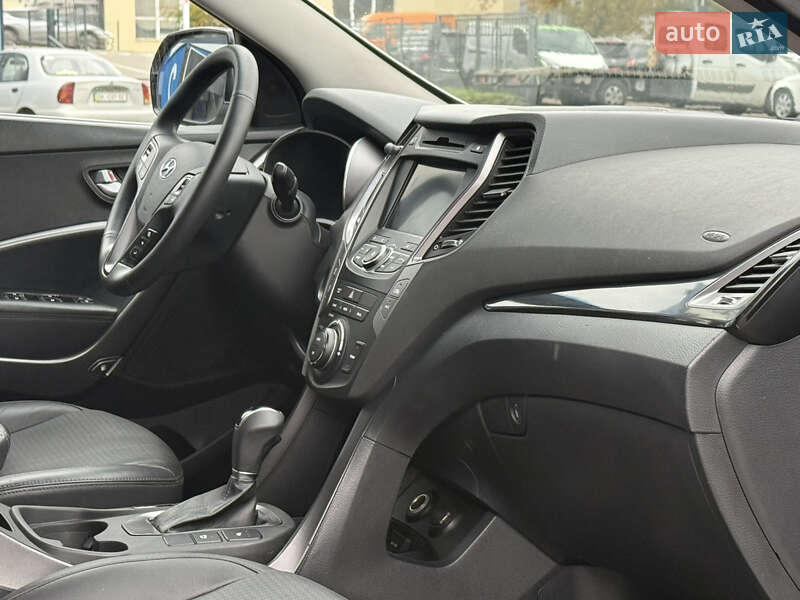 Позашляховик / Кросовер Hyundai Santa FE 2014 в Рівному