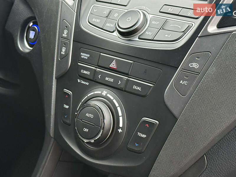 Позашляховик / Кросовер Hyundai Santa FE 2014 в Рівному