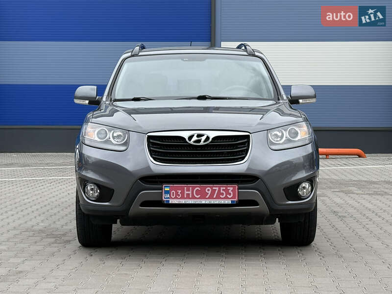 Внедорожник / Кроссовер Hyundai Santa FE 2012 в Ровно