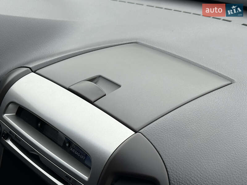 Внедорожник / Кроссовер Hyundai Santa FE 2012 в Ровно