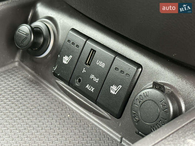 Внедорожник / Кроссовер Hyundai Santa FE 2012 в Ровно