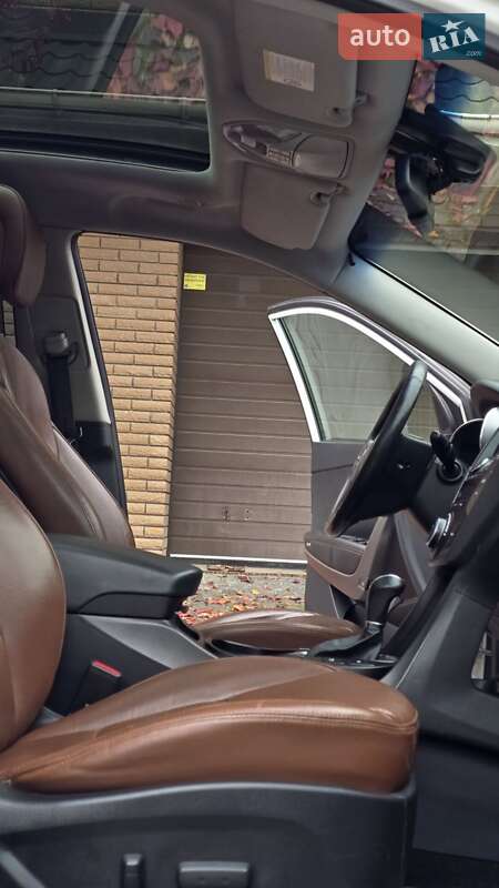 Позашляховик / Кросовер Hyundai Santa FE 2013 в Києві