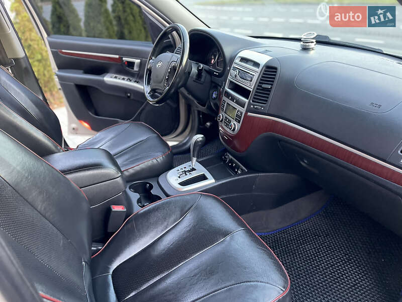 Внедорожник / Кроссовер Hyundai Santa FE 2006 в Виннице