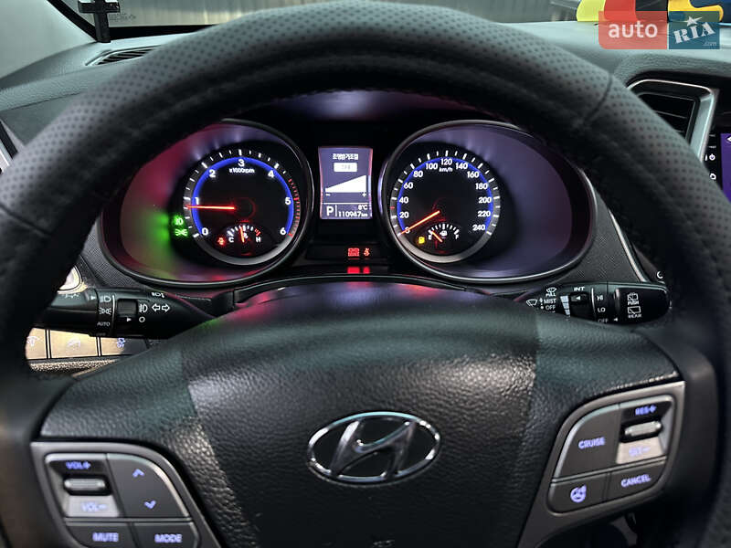 Внедорожник / Кроссовер Hyundai Santa FE 2014 в Фастове