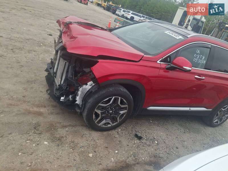 Внедорожник / Кроссовер Hyundai Santa FE 2022 в Ивано-Франковске