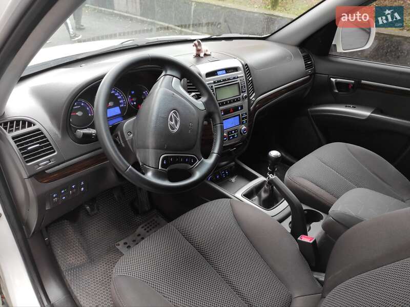 Внедорожник / Кроссовер Hyundai Santa FE 2010 в Бердичеве