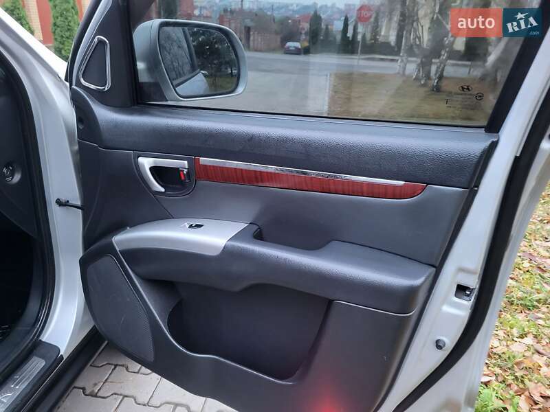 Позашляховик / Кросовер Hyundai Santa FE 2009 в Хмельницькому фото 126 Позашляховик / Кросовер Hyundai Santa FE 2009 в Хмельницькому