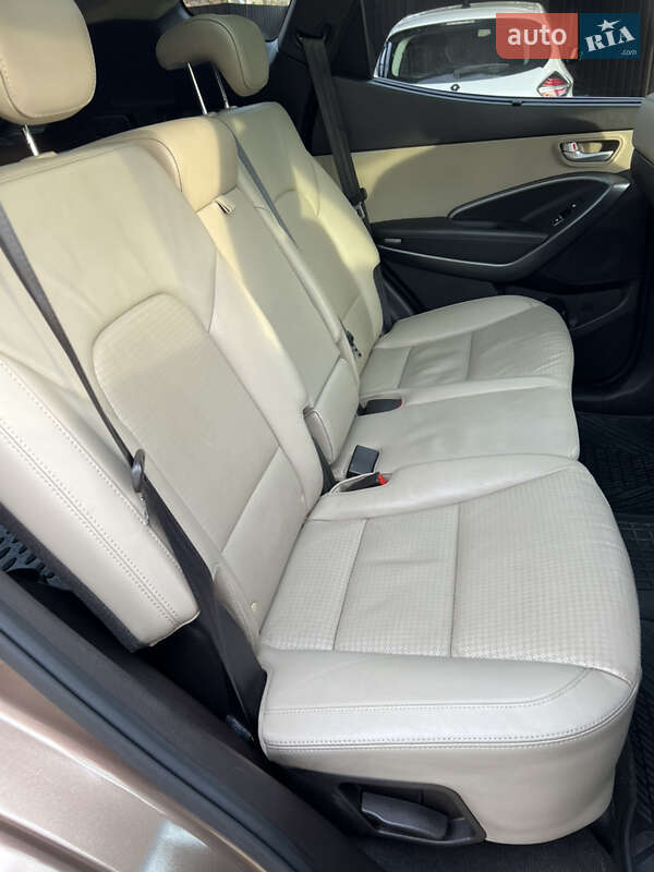 Позашляховик / Кросовер Hyundai Santa FE 2014 в Борисполі