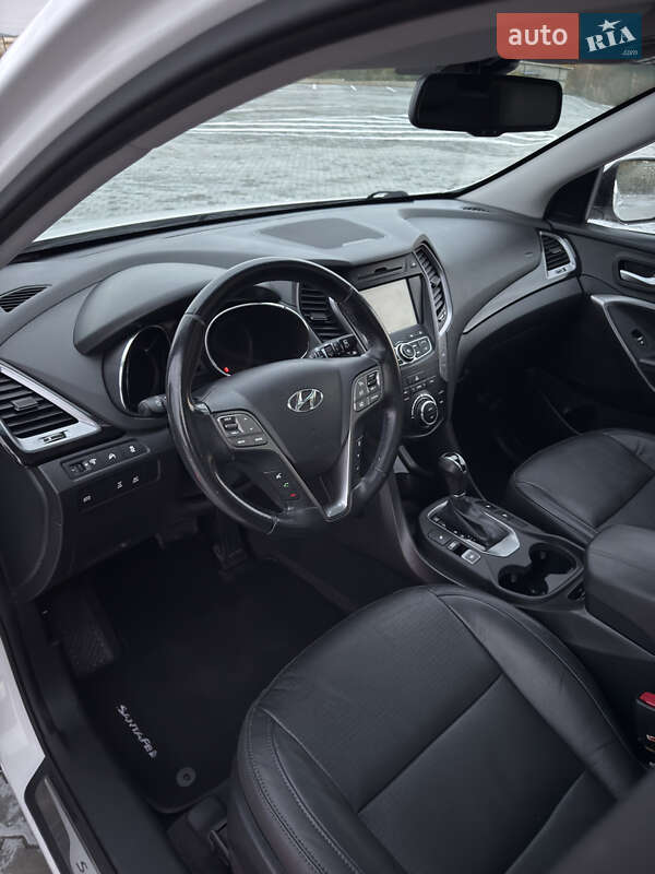 Внедорожник / Кроссовер Hyundai Santa FE 2013 в Дубно