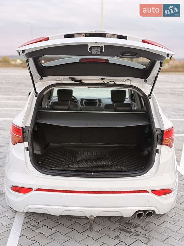 Внедорожник / Кроссовер Hyundai Santa FE 2013 в Дубно