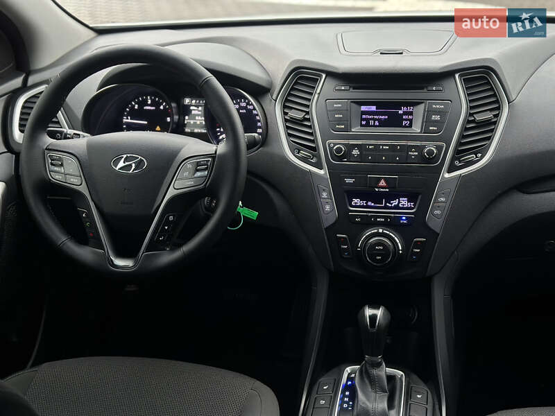 Внедорожник / Кроссовер Hyundai Santa FE 2017 в Киеве фото 20 Внедорожник / Кроссовер Hyundai Santa FE 2017 в Киеве