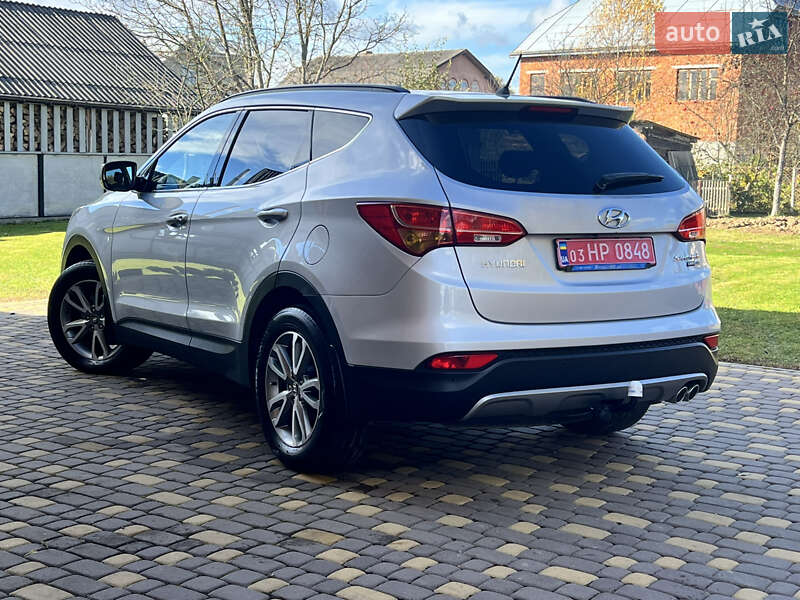 Внедорожник / Кроссовер Hyundai Santa FE 2013 в Ивано-Франковске