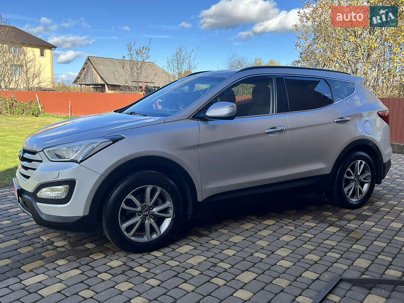 Внедорожник / Кроссовер Hyundai Santa FE 2013 в Ивано-Франковске