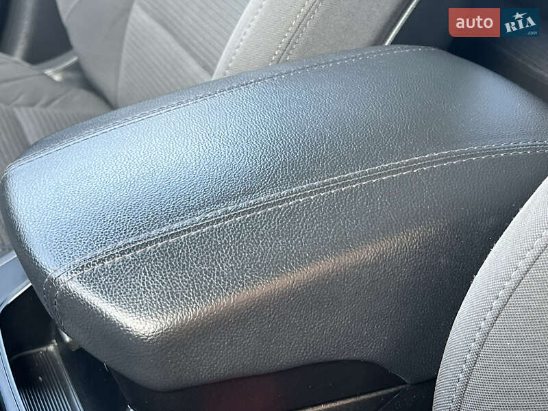 Внедорожник / Кроссовер Hyundai Santa FE 2013 в Ивано-Франковске