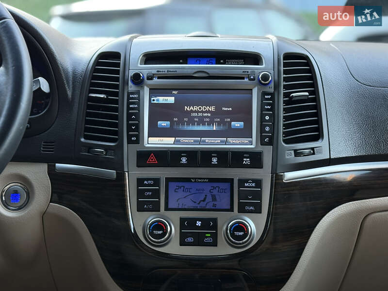 Внедорожник / Кроссовер Hyundai Santa FE 2011 в Одессе