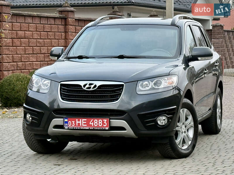 Внедорожник / Кроссовер Hyundai Santa FE 2012 в Ровно