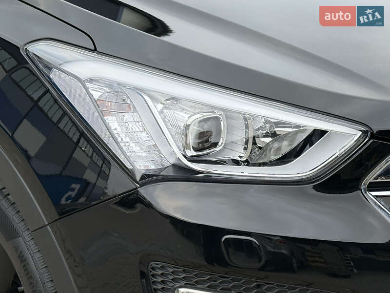 Внедорожник / Кроссовер Hyundai Santa FE 2014 в Ровно