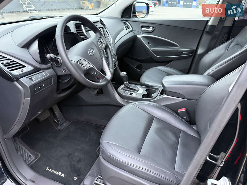 Внедорожник / Кроссовер Hyundai Santa FE 2014 в Ровно