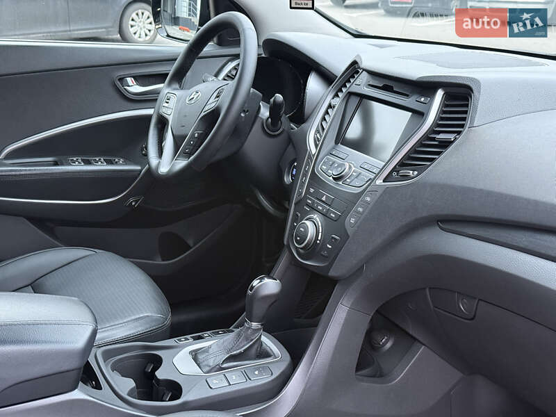 Внедорожник / Кроссовер Hyundai Santa FE 2014 в Ровно