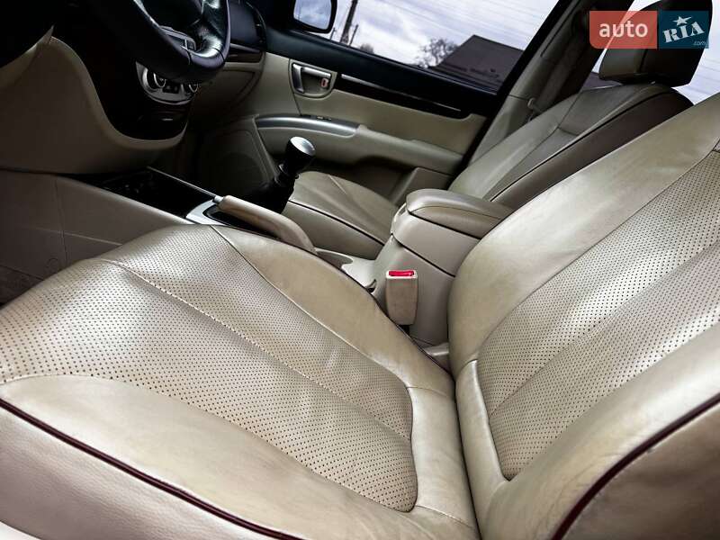 Внедорожник / Кроссовер Hyundai Santa FE 2009 в Ахтырке фото 18 Внедорожник / Кроссовер Hyundai Santa FE 2009 в Ахтырке