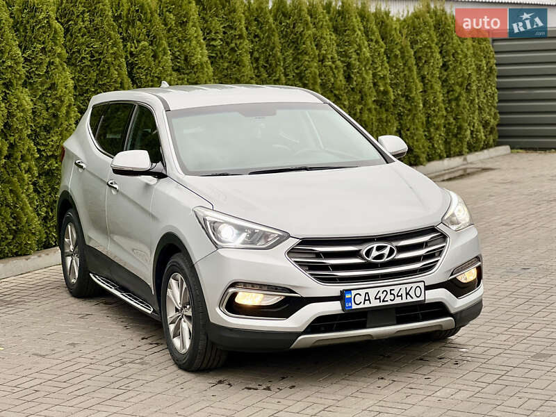 Внедорожник / Кроссовер Hyundai Santa FE 2015 в Черкассах