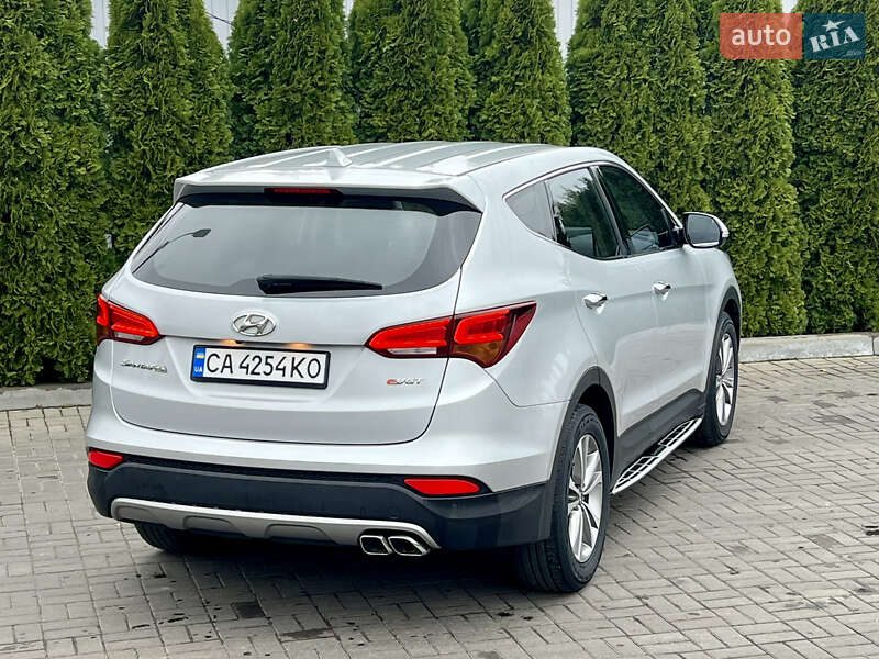 Внедорожник / Кроссовер Hyundai Santa FE 2015 в Черкассах