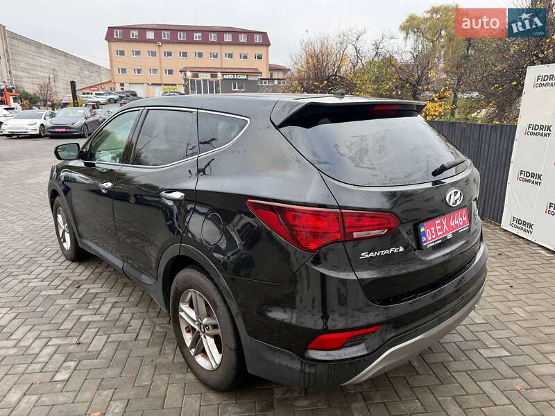 Внедорожник / Кроссовер Hyundai Santa FE 2017 в Луцке