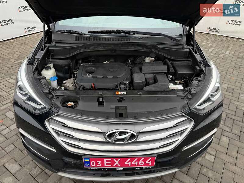 Внедорожник / Кроссовер Hyundai Santa FE 2017 в Луцке