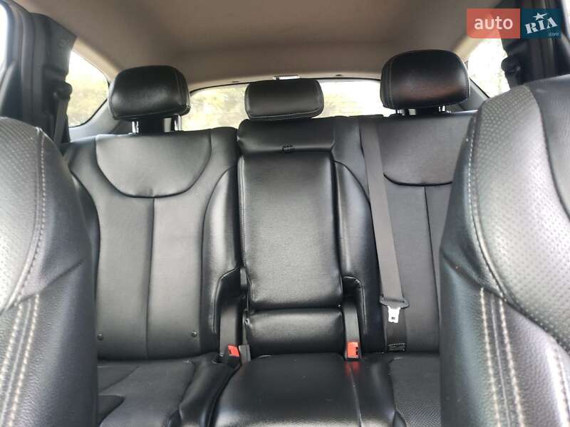 Внедорожник / Кроссовер Hyundai Santa FE 2019 в Одессе